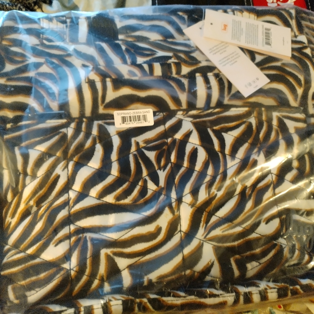 Lug Soprano Cross-body bag. Zebra Sand